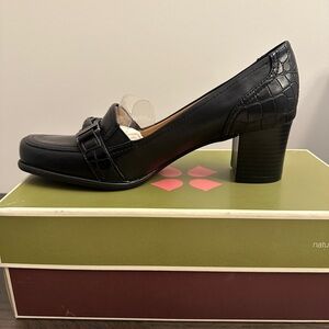 Naturalizer Black Croc-Patterned Heels
